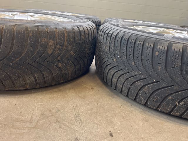 bontott KIA CEED Alufelni Szett