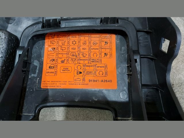 bontott KIA CEED Bal Alsó Műszerfal Burkolat