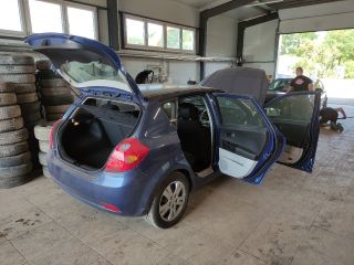 bontott KIA CEED Bal B Oszlop Burkolat