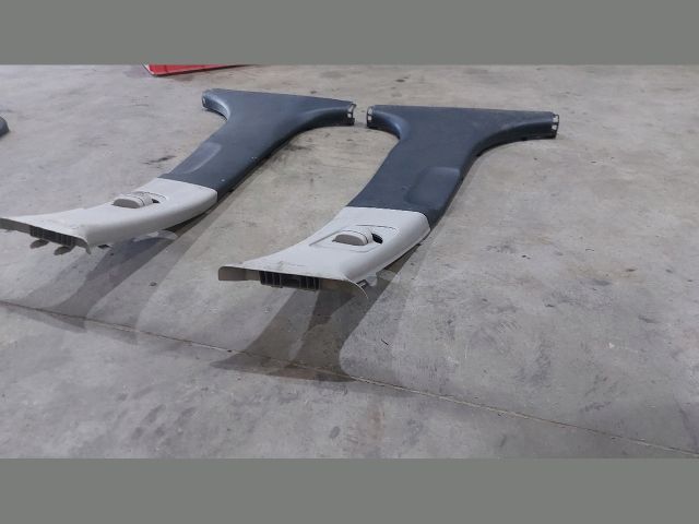 bontott KIA CEED Bal B Oszlop Burkolat