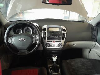 bontott KIA CEED Bal C Oszlop Burkolat