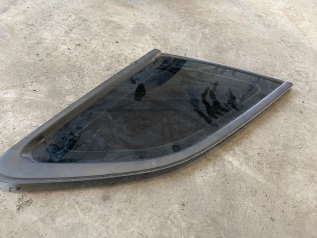 bontott KIA CEED Bal C Oszlop Oldalablak Üveg