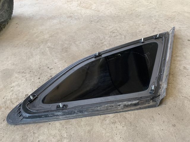 bontott KIA CEED Bal C Oszlop Oldalablak Üveg