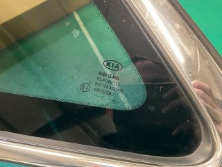 bontott KIA CEED Bal C Oszlop Oldalablak Üveg