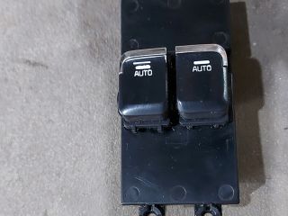 bontott KIA CEED Bal első Ablakemelő Kapcsoló