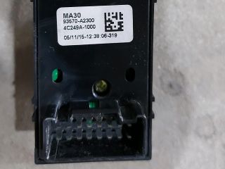 bontott KIA CEED Bal első Ablakemelő Kapcsoló