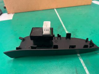 bontott KIA CEED Bal első Ablakemelő Kapcsoló