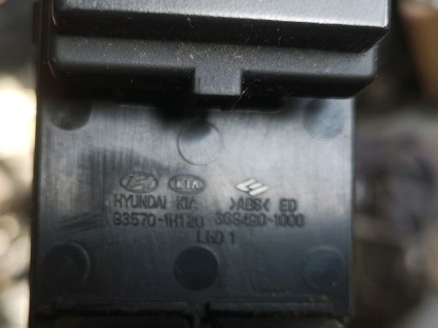 bontott KIA CEED Bal első Ablakemelő Kapcsoló