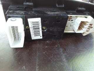 bontott KIA CEED Bal első Ablakemelő Kapcsoló