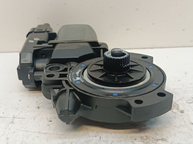 bontott KIA CEED Bal első Ablakemelő Motor