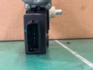 bontott KIA CEED Bal első Ablakemelő Motor