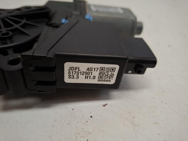 bontott KIA CEED Bal első Ablakemelő Motor