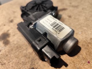 bontott KIA CEED Bal első Ablakemelő Motor