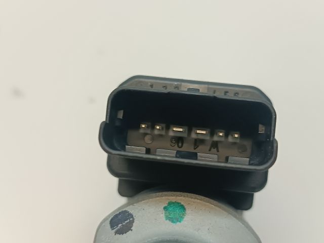 bontott KIA CEED Bal első Ablakemelő Motor