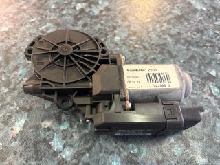 bontott KIA CEED Bal első Ablakemelő Motor