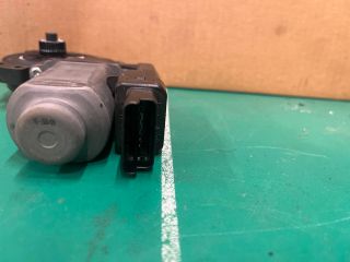 bontott KIA CEED Bal első Ablakemelő Motor