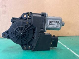 bontott KIA CEED Bal első Ablakemelő Motor