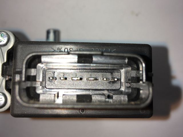 bontott KIA CEED Bal első Ablakemelő Motor