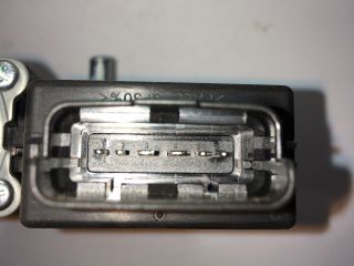 bontott KIA CEED Bal első Ablakemelő Motor