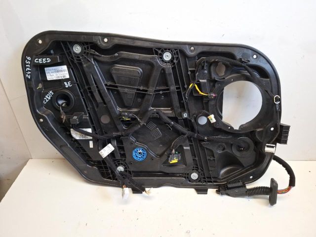 bontott KIA CEED Bal első Ablakemelő Szerkezet (Elektromos)