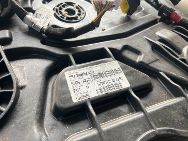 bontott KIA CEED Bal első Ablakemelő Szerkezet (Elektromos)