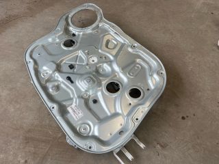 bontott KIA CEED Bal első Ablakemelő Szerkezet (Elektromos)