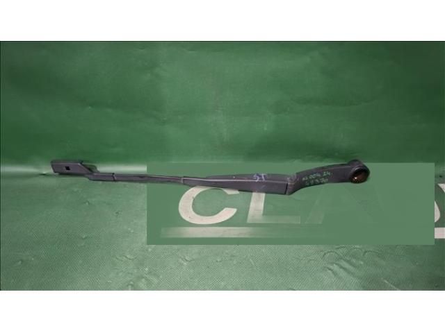 bontott KIA CEED Bal első Ablaktörlő Kar