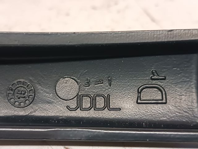 bontott KIA CEED Bal első Ablaktörlő Kar