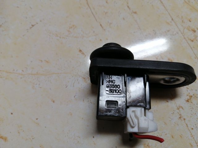 bontott KIA CEED Bal első Ajtó Kapcsoló