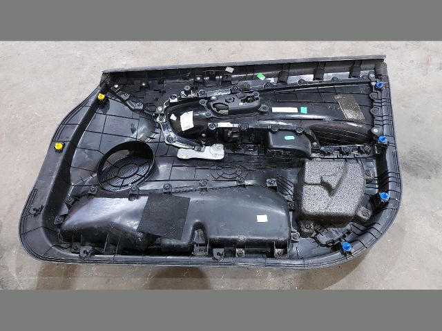 bontott KIA CEED Bal első Ajtó Kárpit