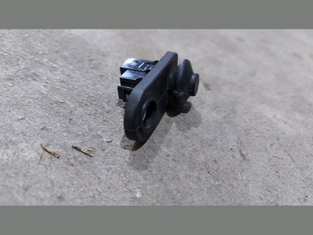 bontott KIA CEED Bal első Ajtó Nyitás Érzékelő