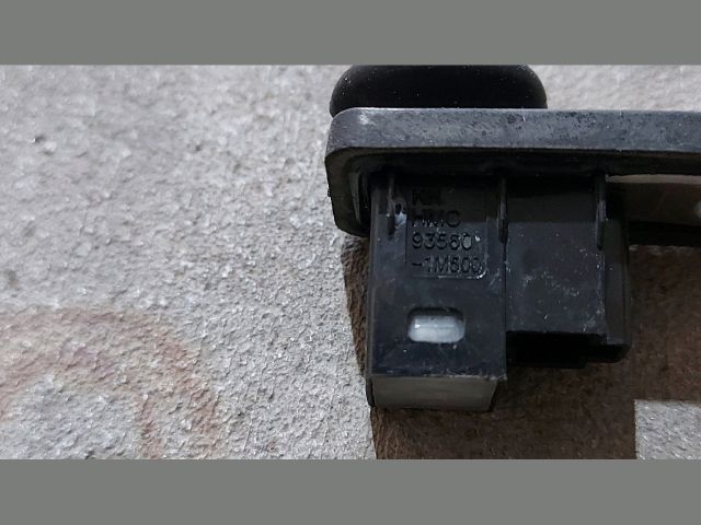 bontott KIA CEED Bal első Ajtó Nyitás Érzékelő