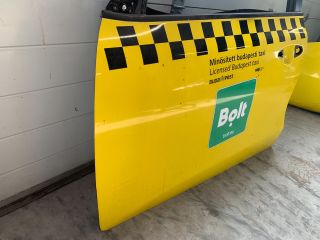 bontott KIA CEED Bal első Ajtó (Üres lemez)