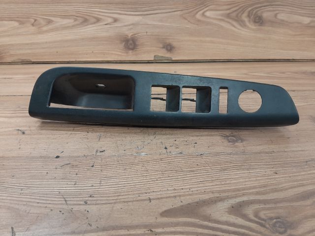 bontott KIA CEED Bal első Ajtóbehúzó