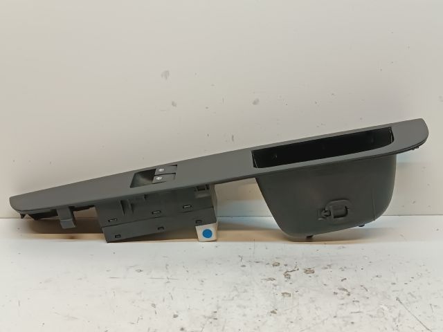 bontott KIA CEED Bal első Ajtóbehúzó