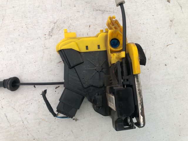 bontott KIA CEED Bal első Ajtózár