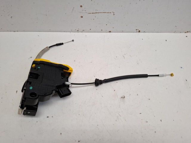 bontott KIA CEED Bal első Ajtózár