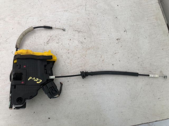 bontott KIA CEED Bal első Ajtózár