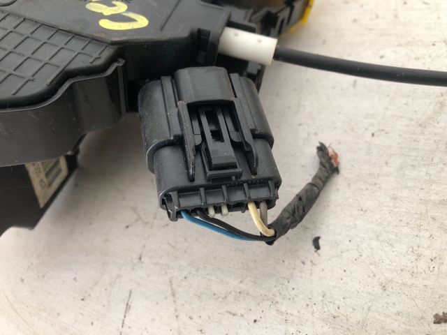 bontott KIA CEED Bal első Ajtózár