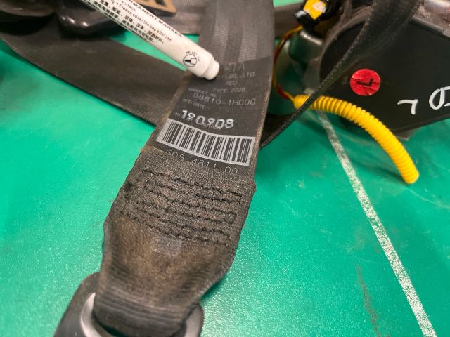 bontott KIA CEED Bal első Biztonsági Öv