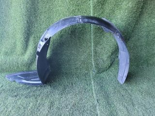 bontott KIA CEED Bal első Dobbetét (Kerékjárati, Műanyag)