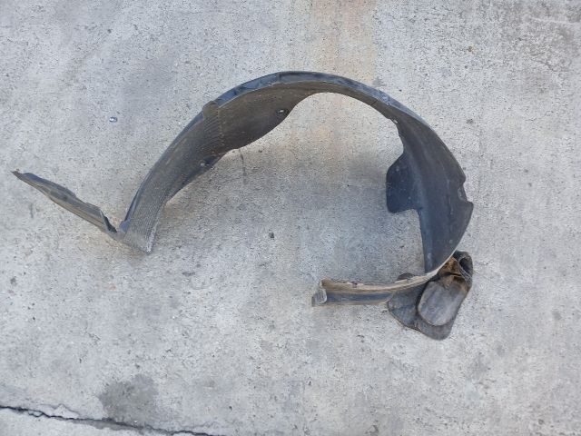 bontott KIA CEED Bal első Dobbetét (Kerékjárati, Műanyag)