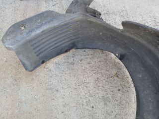 bontott KIA CEED Bal első Dobbetét (Kerékjárati, Műanyag)