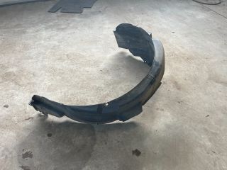 bontott KIA CEED Bal első Dobbetét (Kerékjárati, Műanyag)