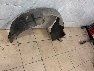 bontott KIA CEED Bal első Dobbetét (Kerékjárati, Műanyag)