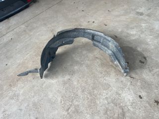 bontott KIA CEED Bal első Dobbetét (Kerékjárati, Műanyag)