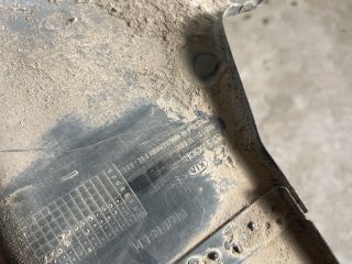 bontott KIA CEED Bal első Dobbetét (Kerékjárati, Műanyag)