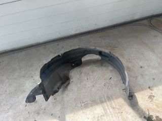 bontott KIA CEED Bal első Első Dobbetét (Kerékjárati, Műanyag)