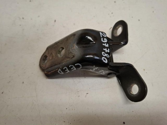 bontott KIA CEED Bal első Felső Zsanér