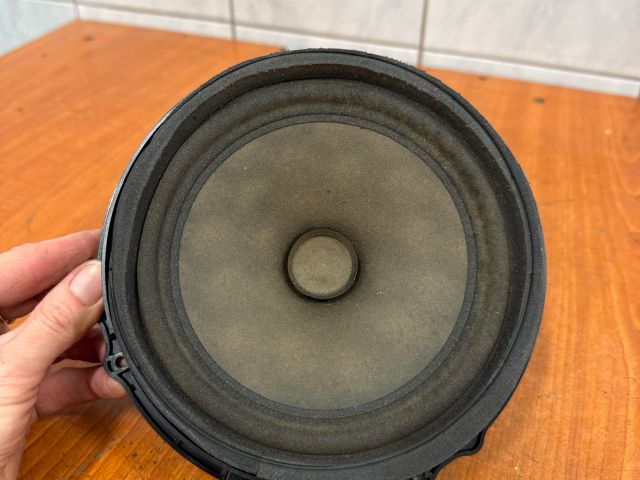 bontott KIA CEED Bal első Hangszóró